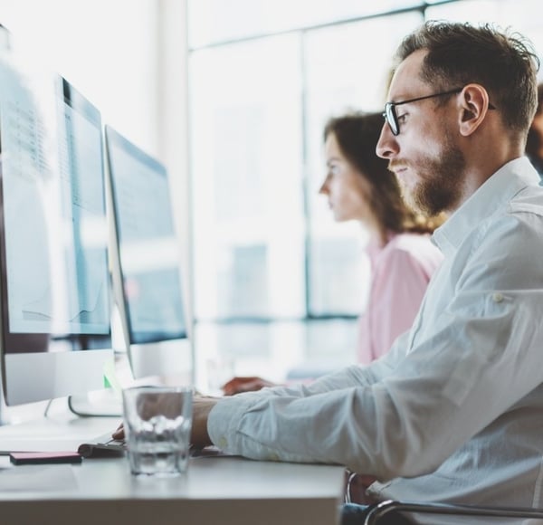 Analyst Monitoring Service Trends